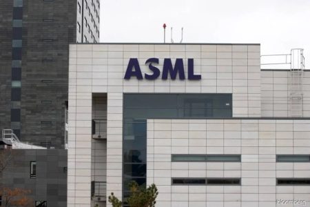 شرکت ASML با کاهش تقاضا و کاهش سرمایه‌گذاری روبرو است